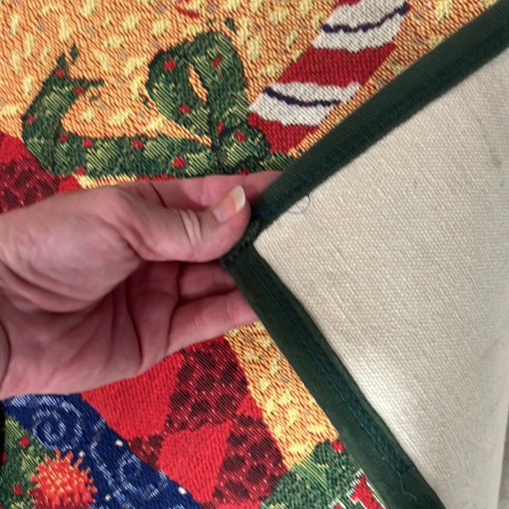 Rug Happy Holly Days tapestry Christmas accent rug for holidays size 36” x 27”